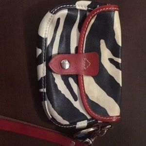 Dooney & Bourke wristlet